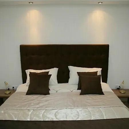 Luxury In Center Of Ilidza דירה סראייבו